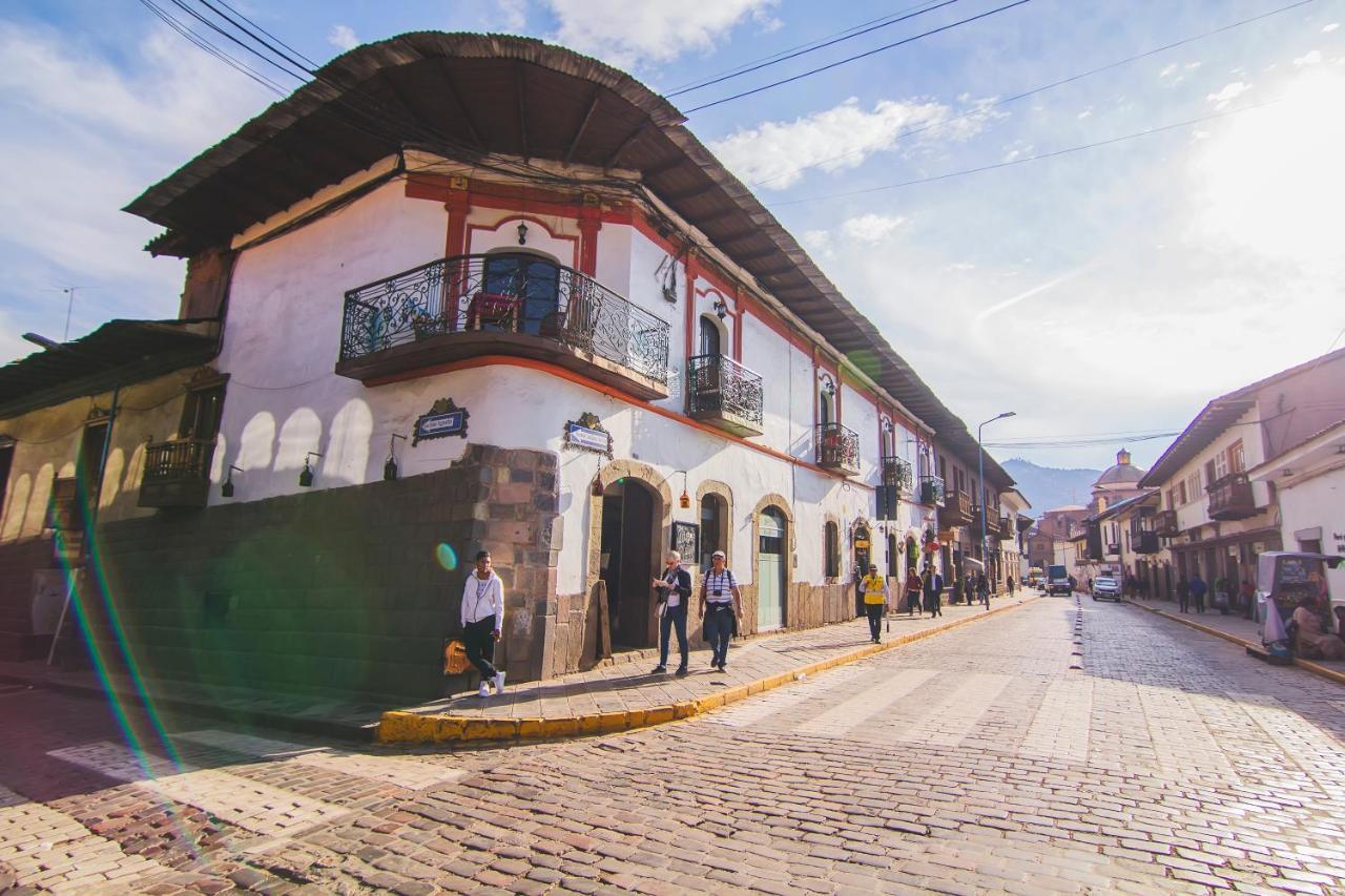 The Grassshopper Plaza De Armas Vandrarhem Cusco Exteriör bild